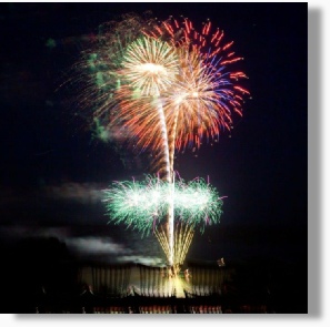 Uniquely DC produces special events at Mount Vernon with amazing fireworks over the Potomac River.